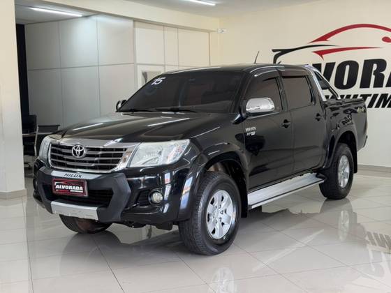TOYOTA HILUX 2.7 SRV 4X4 CD 16V FLEX 4P AUTOMÁTICO TOYOTA HILUX 2.7 SRV 4X4 CD 16V FLEX 4P AUTOMÁTICO